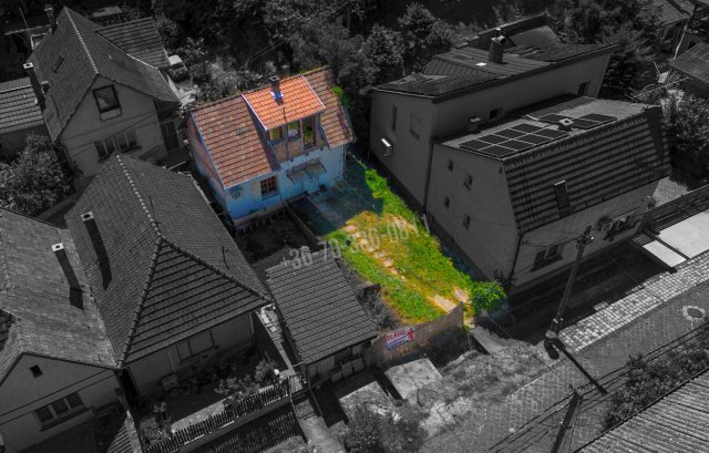 Eladó családi ház, Nagymaroson, Diófa utcában 49.9 M Ft