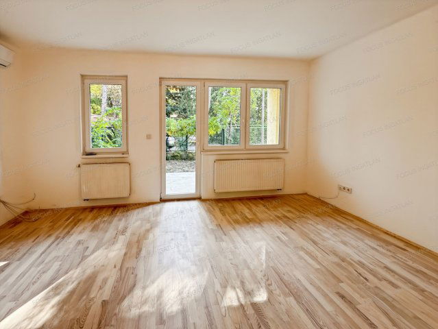 Eladó családi ház, Kecskeméten 98.5 M Ft, 4 szobás