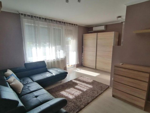 Kiadó téglalakás, albérlet, Nyíregyházán 150 E Ft / hó