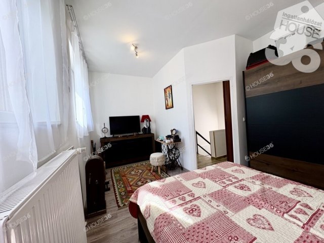Eladó téglalakás, Kecskeméten 51.8 M Ft, 2 szobás