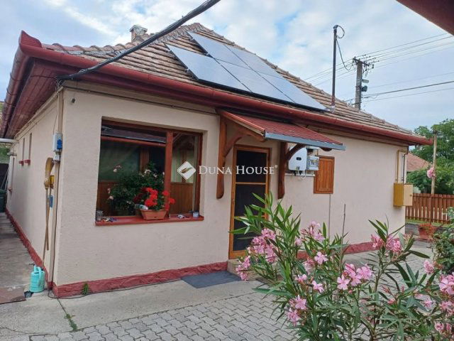 Eladó családi ház, Gárdonyban 79 M Ft, 3 szobás