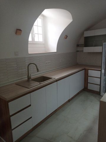 Eladó téglalakás, Pécsett 61 M Ft, 2 szobás