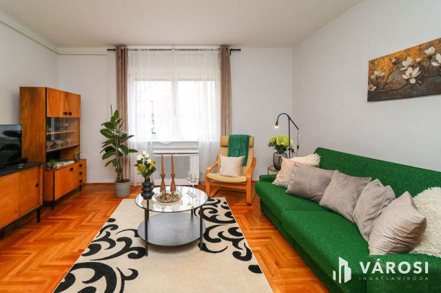 Eladó családi ház, Békéscsabán 46 M Ft, 2 szobás