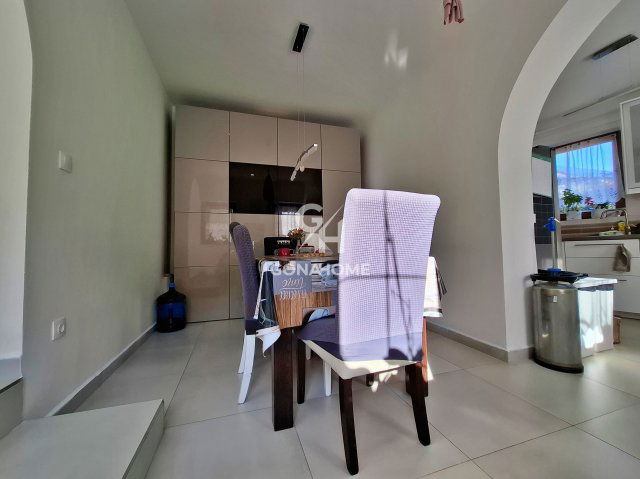 Eladó családi ház, Veszprémben 214.99 M Ft, 5+2 szobás