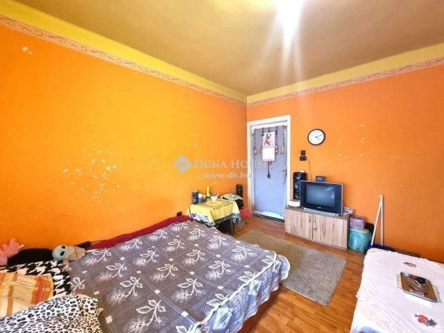 Eladó családi ház, Tápiószecsőn 56 M Ft, 3 szobás