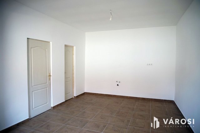 Eladó családi ház, Örkényen 45 M Ft, 4 szobás