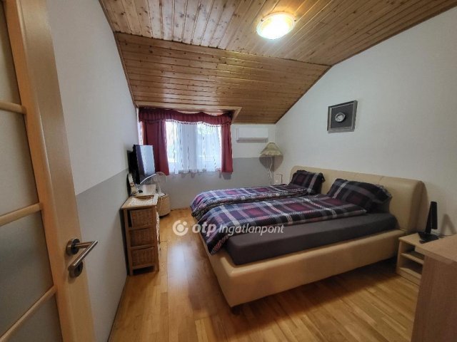 Eladó családi ház, Siófokon 599 M Ft, 6 szobás