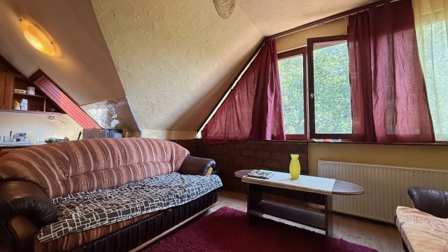 Kiadó téglalakás, albérlet, Debrecenben 280 E Ft / hó, 4 szobás