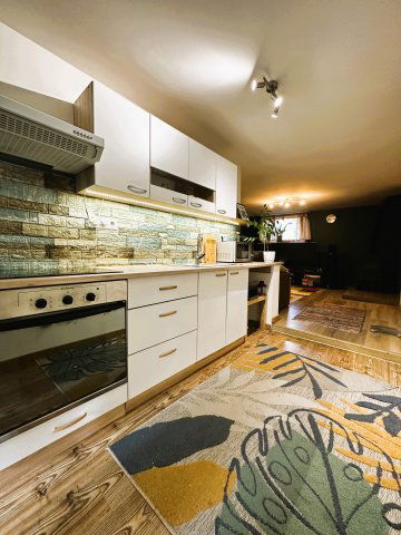 Eladó családi ház, Pécsett 51.9 M Ft, 2+1 szobás