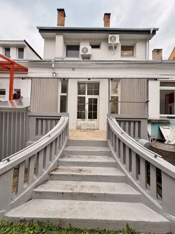 Eladó sorház, Siófokon 92.9 M Ft, 3 szobás