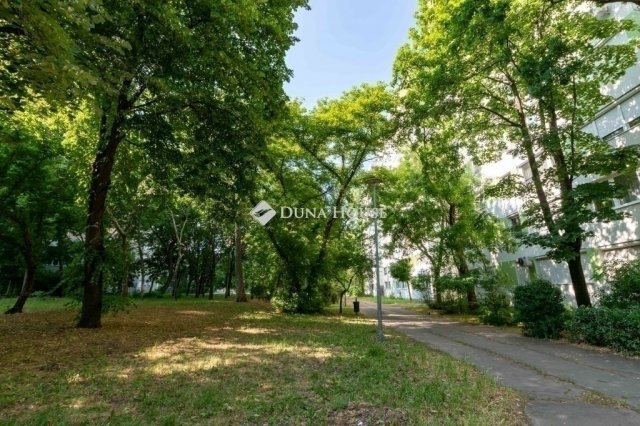 Eladó panellakás, Budapesten, XIV. kerületben 64.7 M Ft, 2 szobás