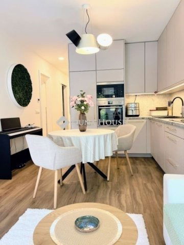 Eladó téglalakás, Budapesten, II. kerületben 135 M Ft