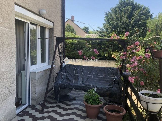 Eladó ikerház, Vácon 85 M Ft, 3 szobás / költözzbe.hu