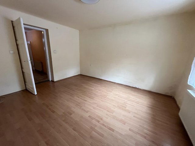 Eladó téglalakás, Budapesten, XIV. kerületben 39.9 M Ft