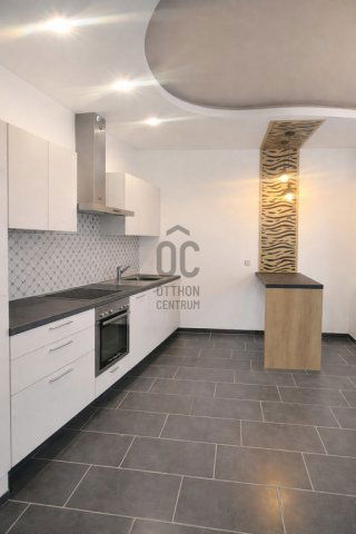 Eladó téglalakás, Zalaegerszegen 59.9 M Ft, 4 szobás