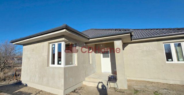 Eladó családi ház, Dunavarsányban 92 M Ft, 4 szobás