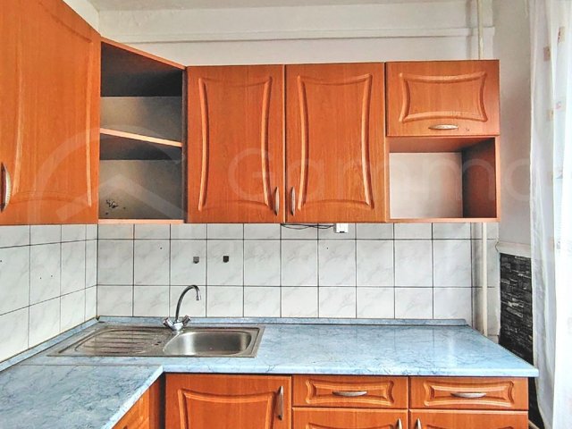 Kiadó panellakás, albérlet, Miskolcon 110 E Ft / hó, 2 szobás