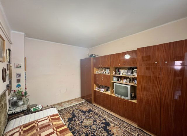 Eladó sorház, Kaposváron, Losonc közben 33 M Ft, 3 szobás