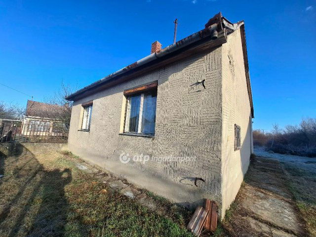 Eladó családi ház, Biharkeresztesen 10.9 M Ft, 2 szobás