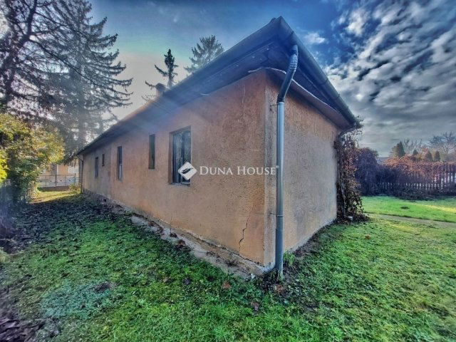 Eladó családi ház, Gödöllőn 105.5 M Ft, 3 szobás