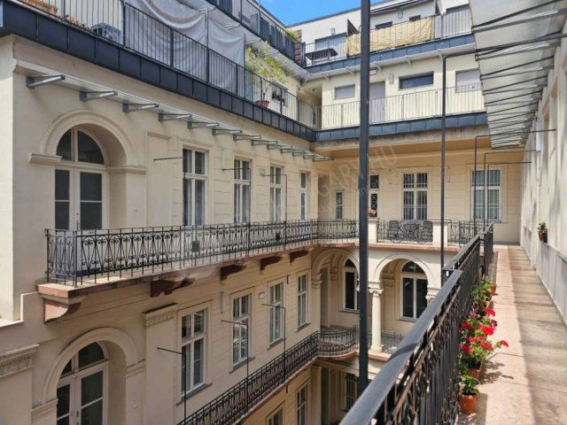 Kiadó téglalakás, albérlet, V. kerületben, Veres Pálné utcában