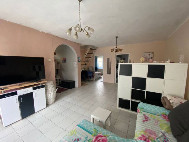 Eladó családi ház, Budapesten, XVIII. kerületben 84.9 M Ft