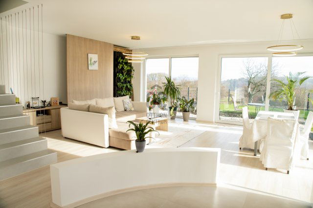 Eladó ikerház, Solymáron 223 M Ft, 4 szobás