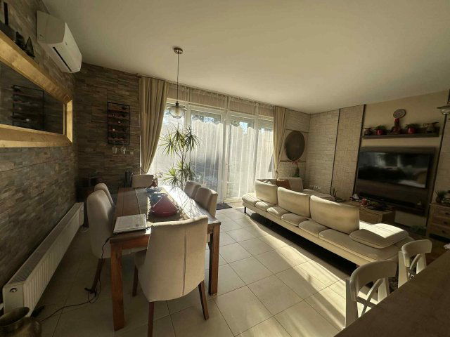 Eladó sorház, Pécsett 115 M Ft, 2 szobás / költözzbe.hu