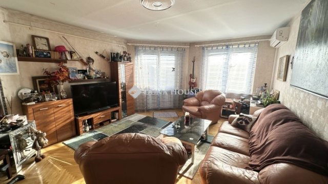 Eladó panellakás, Budapesten, IV. kerületben 99.8 M Ft, 4 szobás