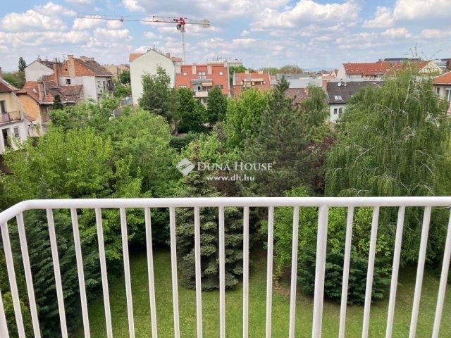 Eladó téglalakás, Budapesten, XIV. kerületben 110 M Ft, 3 szobás