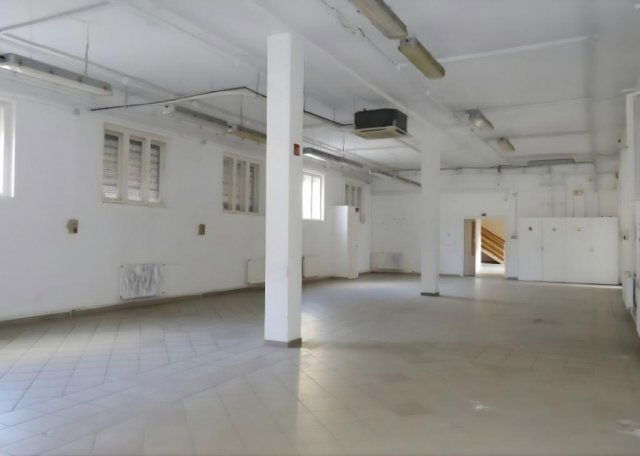 Kiadó iroda, Debrecenben 1100 E Ft / hó / költözzbe.hu