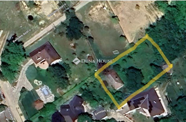 Eladó telek, Szekszárdon, Benedek Apát utcában 22.5 M Ft
