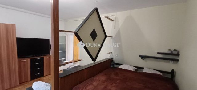 Eladó téglalakás, Budapesten, XX. kerületben 41 M Ft, 1 szobás