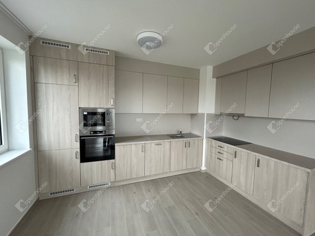 Kiadó téglalakás, albérlet, Győrött 303 E Ft / hó, 3 szobás
