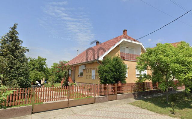 Eladó családi ház, Csengődön 66.9 M Ft, 4 szobás