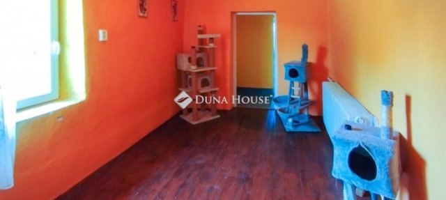 Eladó mezogazdasagi ingatlan, Pusztaszeren 32 M Ft, 5 szobás