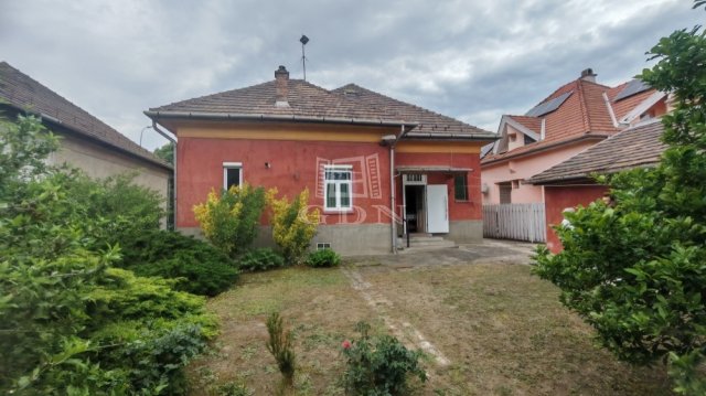 Eladó családi ház, Budapesten, IV. kerületben 110 M Ft, 4 szobás