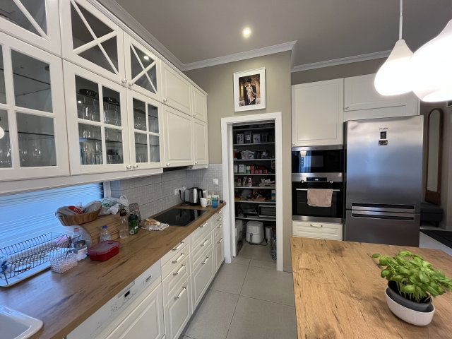 Eladó családi ház, Budakeszin 239 M Ft, 4 szobás