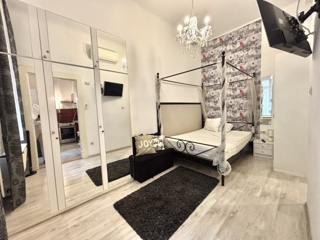 Kiadó téglalakás, albérlet, VI. kerületben, Király utcában