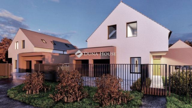 Eladó családi ház, Veszprémben 115 M Ft, 5 szobás