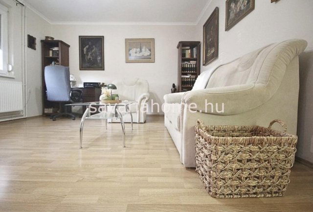 Eladó családi ház, Szombathelyen 76.9 M Ft, 4 szobás