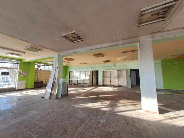 Eladó üzlethelyiség, Zalakomáron 14 M Ft, 5 szobás