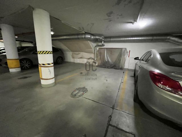 Eladó garázs, Budapesten, XI. kerületben 12.9 M Ft