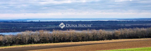 Eladó telek, Alsópáhokon 3500 M Ft / költözzbe.hu