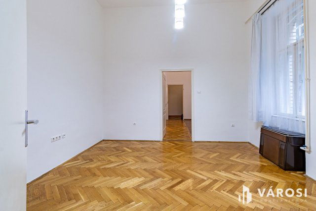 Kiadó téglalakás, albérlet, Budapesten, VI. kerületben