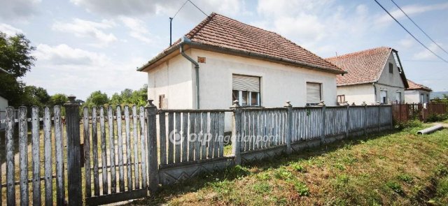 Eladó családi ház, Nyíribronyon 8.5 M Ft, 2 szobás