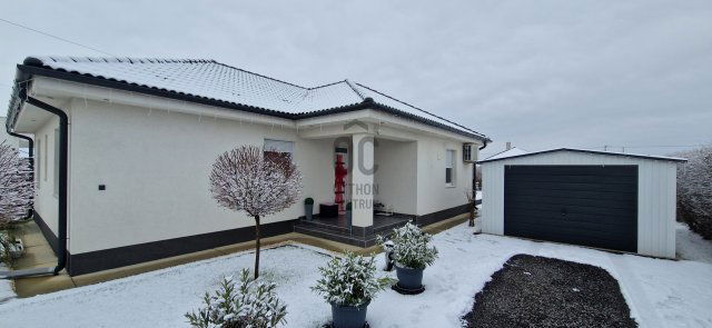 Eladó családi ház, Mikepércsen 109 M Ft, 5 szobás