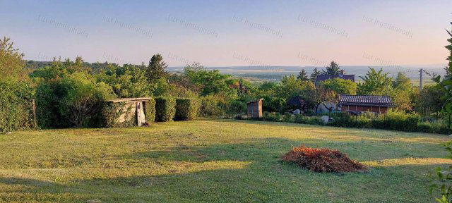 Eladó mezogazdasagi ingatlan, Pátyon 44 M Ft