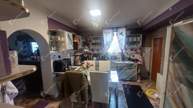 Eladó családi ház, Gyermelyen 65 M Ft, 5 szobás