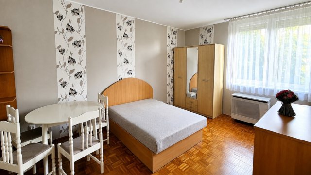 Kiadó téglalakás, albérlet, Miskolcon 110 E Ft / hó, 1 szobás